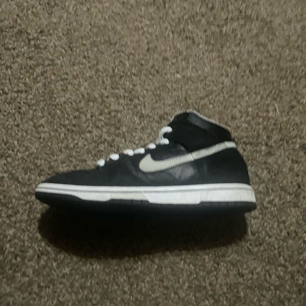 Nike SB Dunk Hi Venom Black - Picture 5 of 9